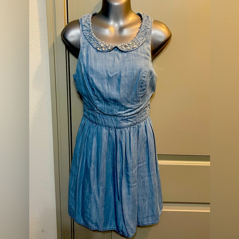 Abercrombie & Fitch - Demi cut back dress